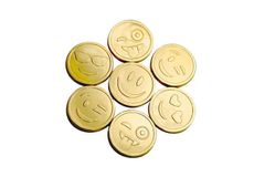 Шоколадные монеты «Смайлики» 6г, молочный шоколад в золотой фольге, в коробках по 500 штук