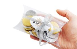 Шоколадные монеты 6г в упаковке «подушка» по 20шт [120г] с логотипом заказчика 
