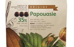 Barry Callebaut - Молочный шоколад 35% какао PAPUA NEW GUINEA CHM-Q35PAP-2B-U73 1кг в коробке по 6шт.